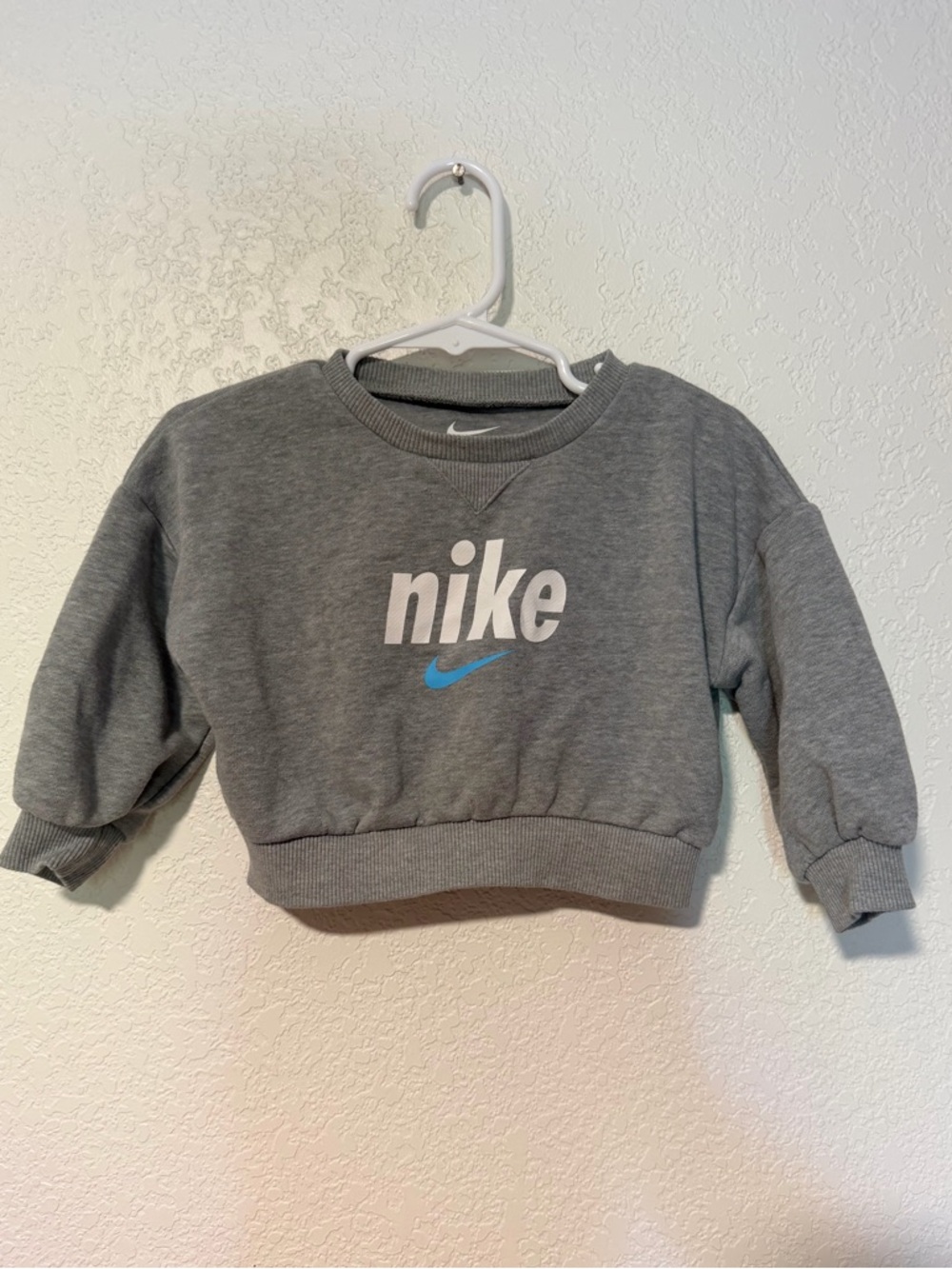 Nike Baby Girl Pullover Sweatshirt Gray Blue Swoosh 12 Months Cotton Blend